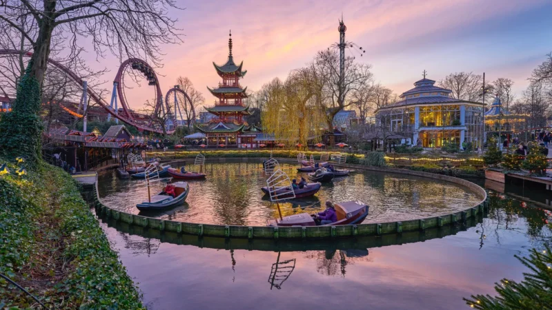 Tivoli Gardens auringonlasku